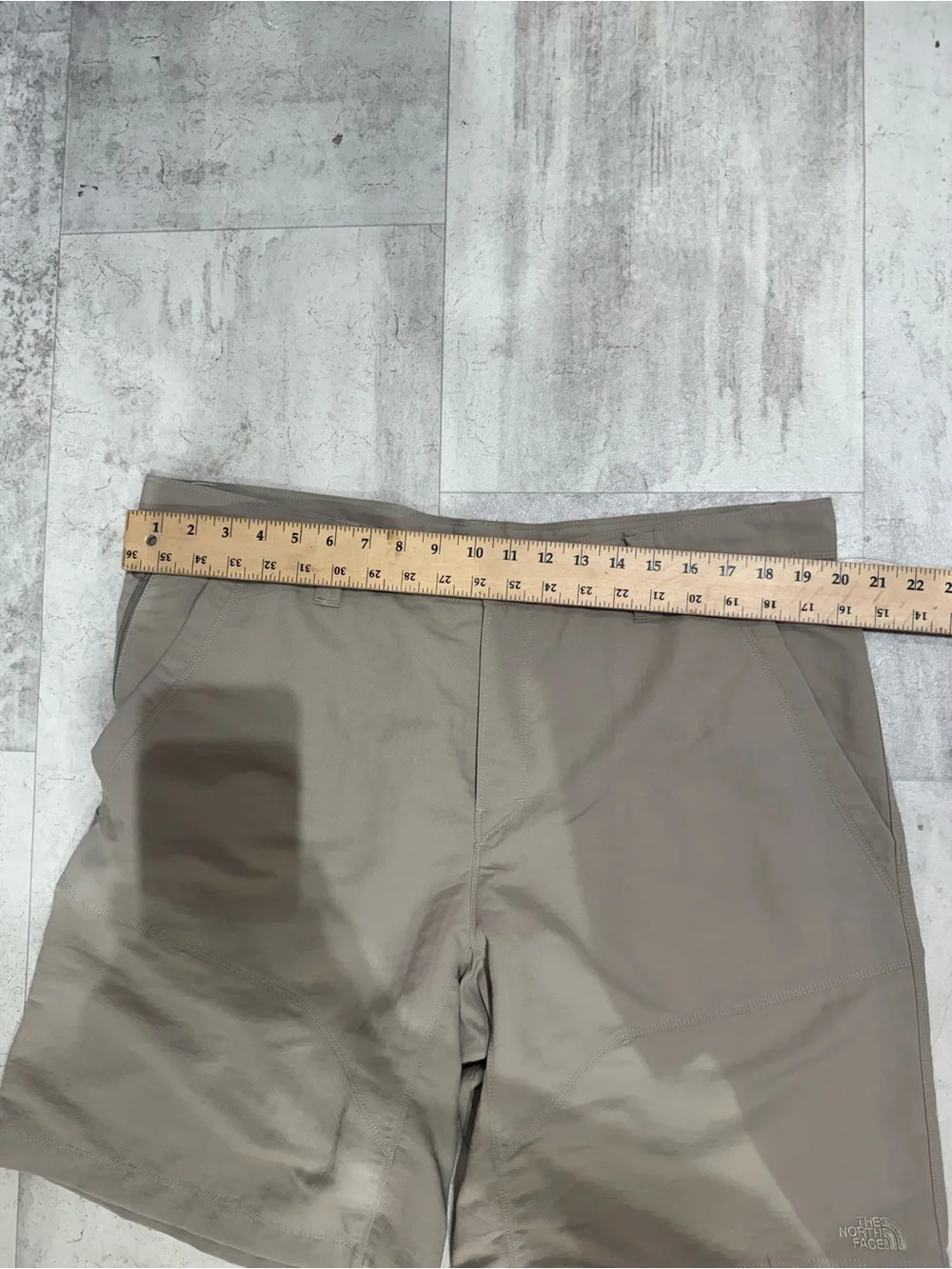 The North Face Khaki Field Cargo Shorts with Logo Tab